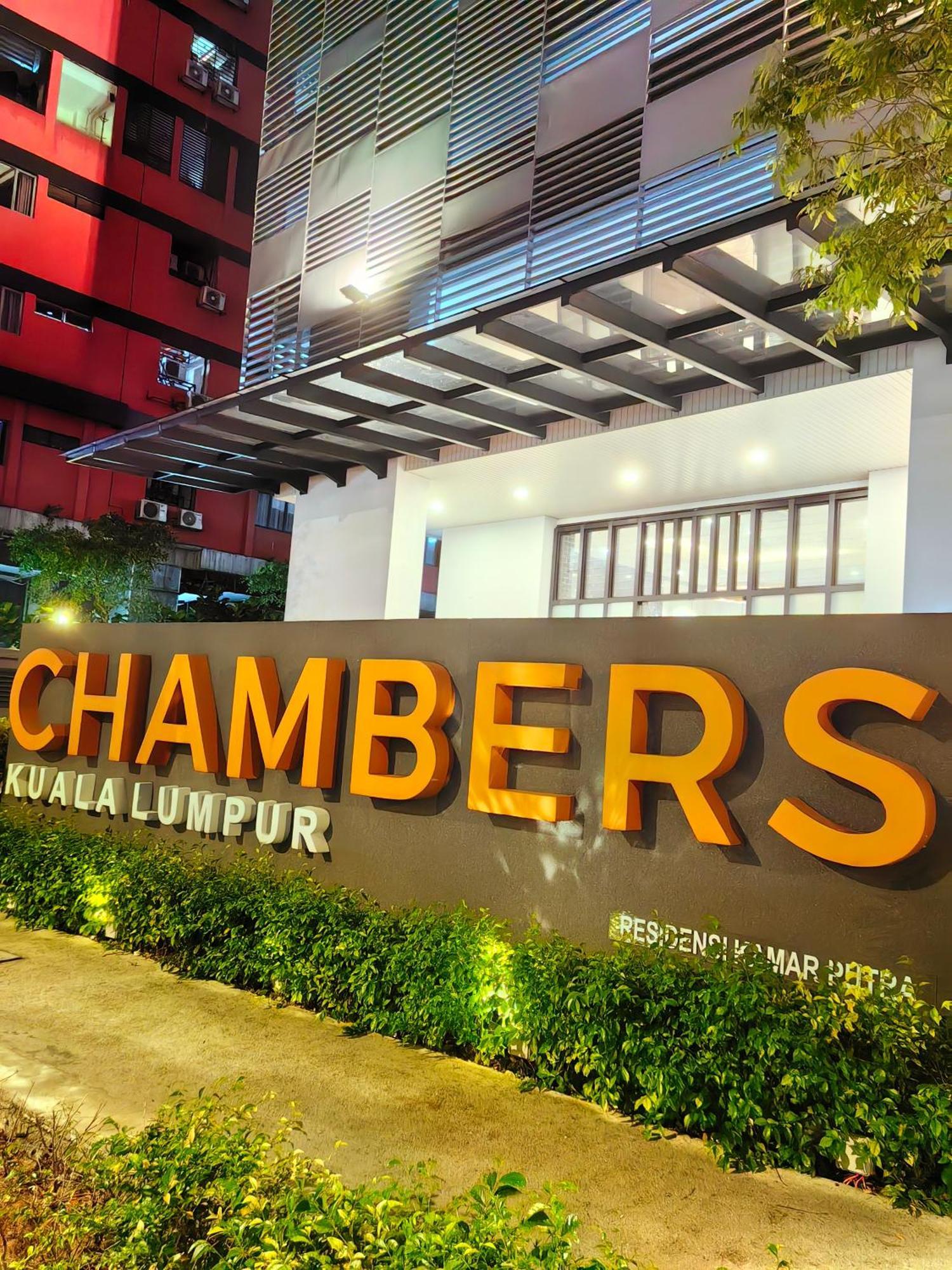 Chambers Residence Klcc By Purple Orchid Kuala Lumpur Buitenkant foto