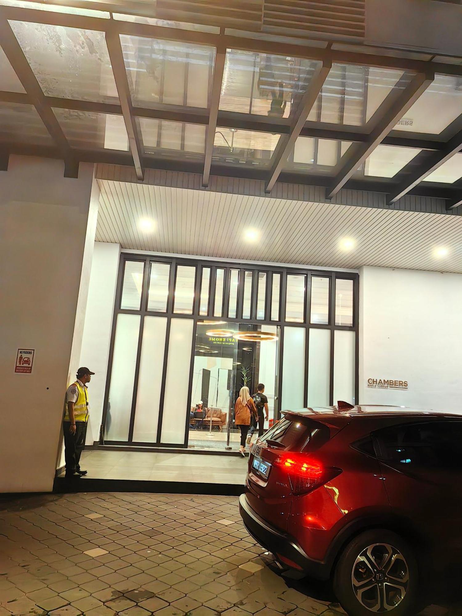 Chambers Residence Klcc By Purple Orchid Kuala Lumpur Buitenkant foto
