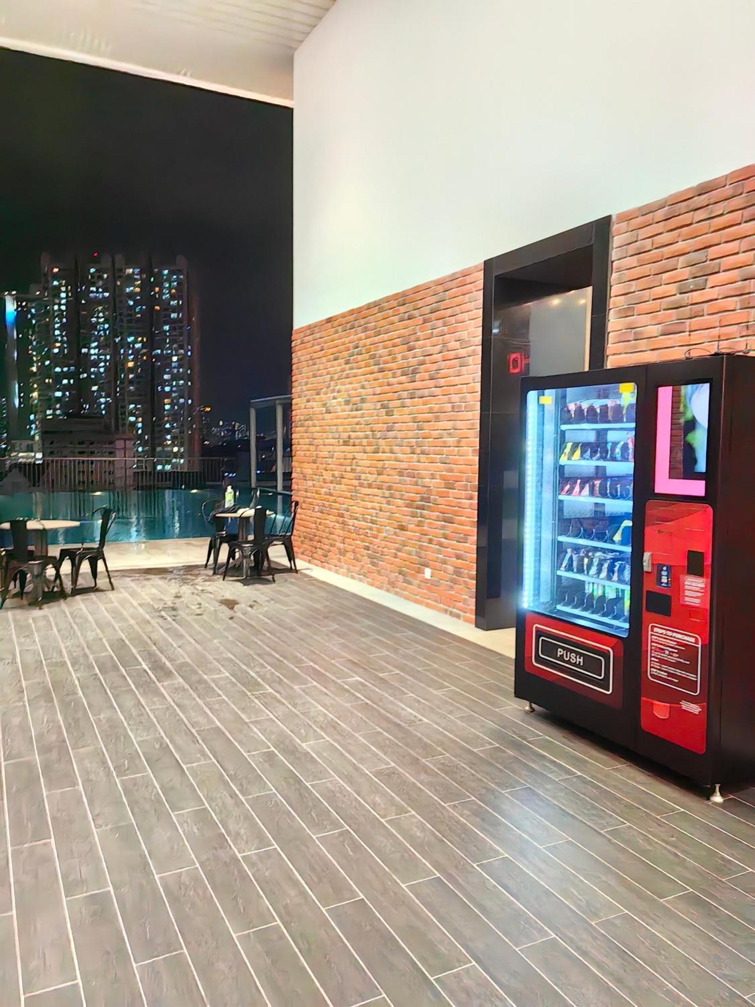 Chambers Residence Klcc By Purple Orchid Kuala Lumpur Buitenkant foto