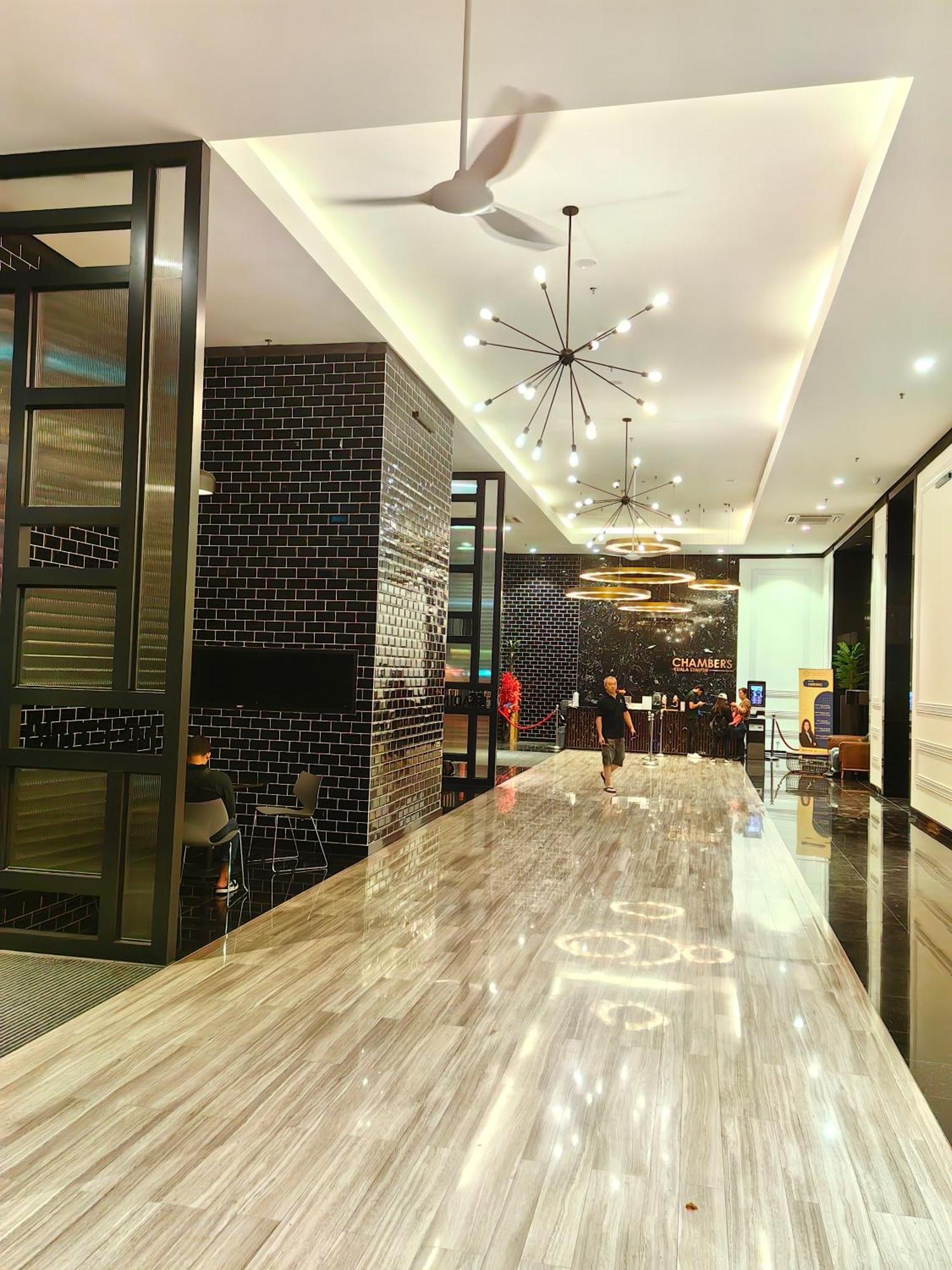Chambers Residence Klcc By Purple Orchid Kuala Lumpur Buitenkant foto